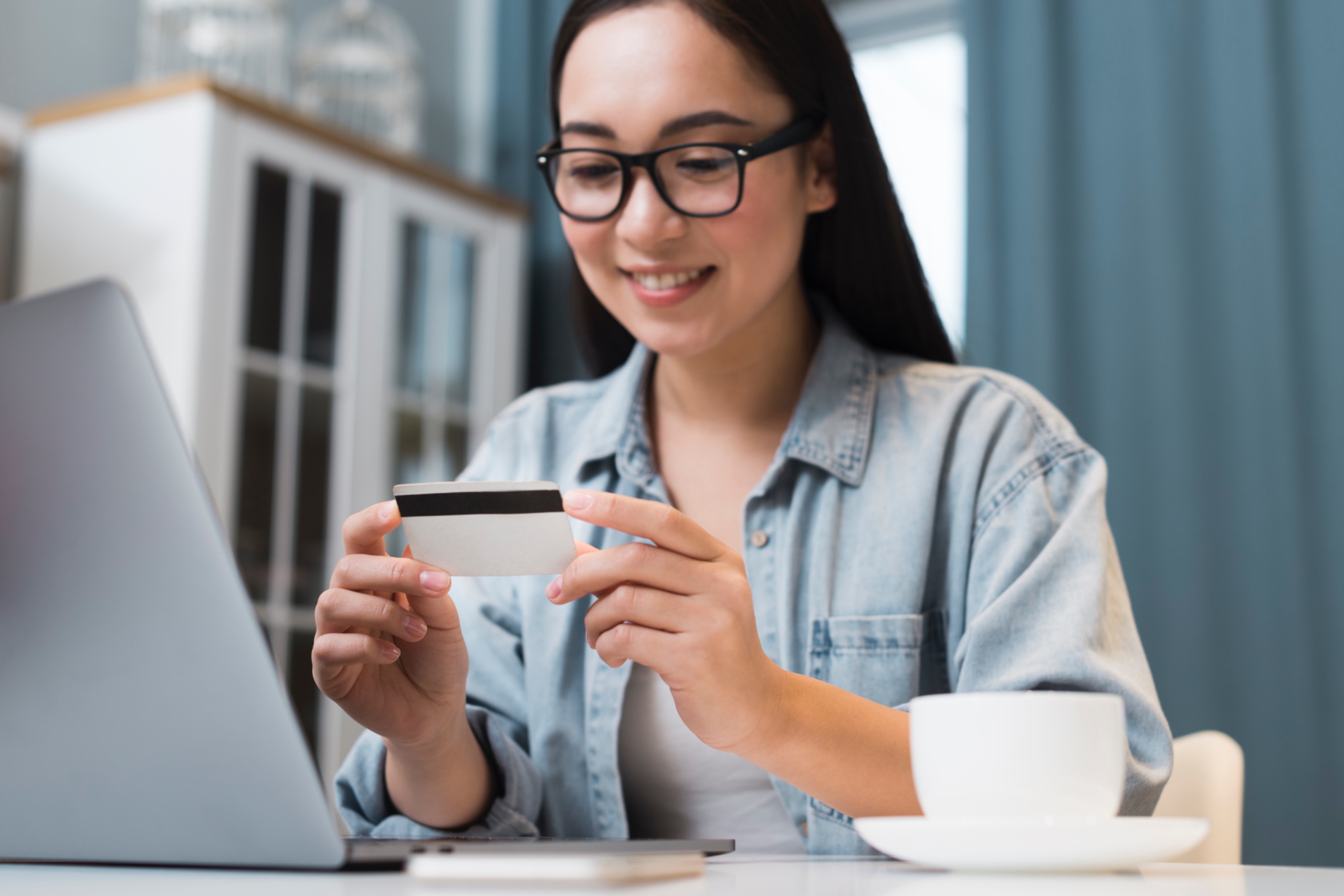 perbedaan rekber dan payment gateway